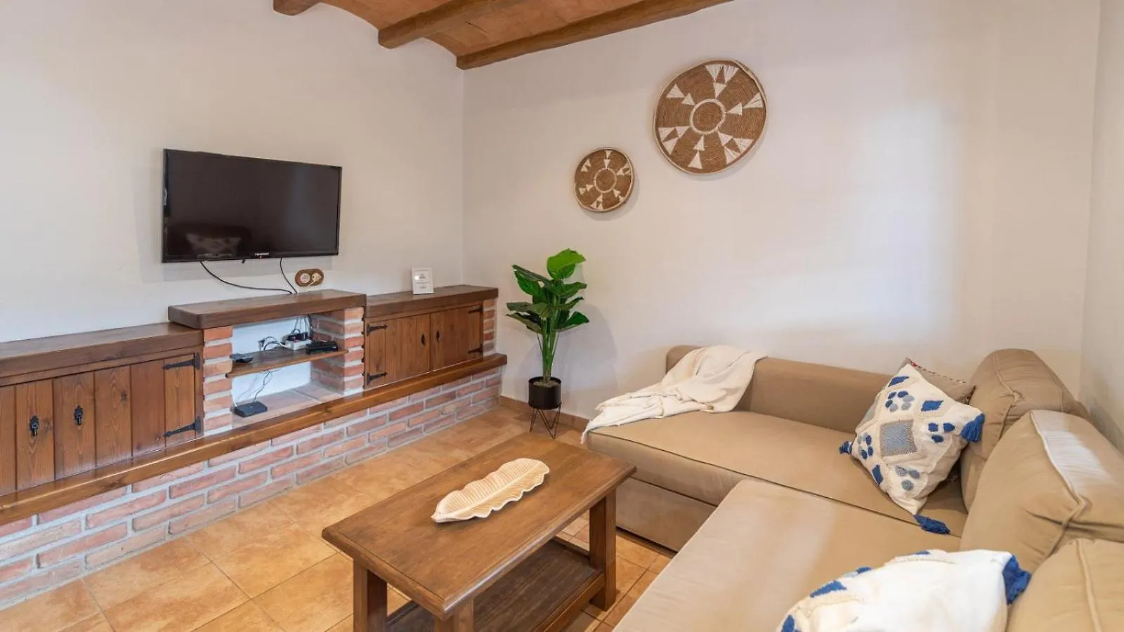 Casa Rural La Miel Nerja By Ruralidays Vakantiehuis